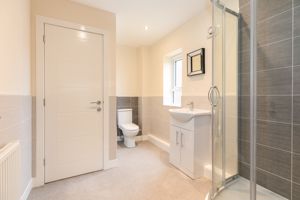 Ensuite- click for photo gallery